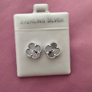 Sterling Silver S925 clover stud